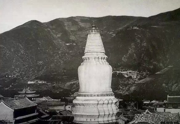 100年前德國(guó)人拍攝的中國(guó)佛塔！太珍貴了！