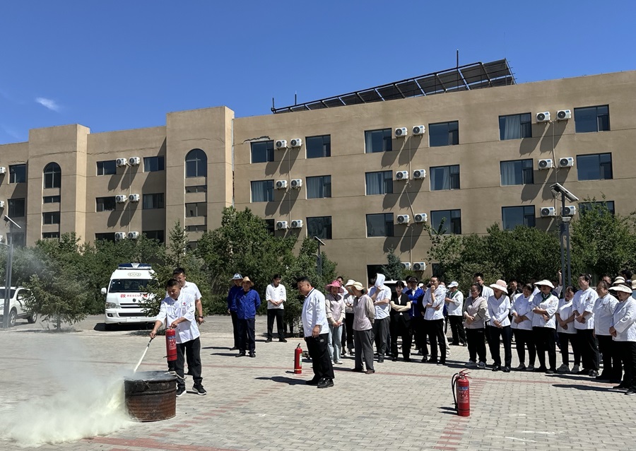 嘉瑞公司博大實地物業項目部舉行“安全生產月”啟動儀式